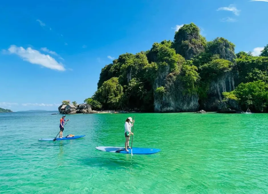 ยืนพายเรือซับบอร์ด (SUP)