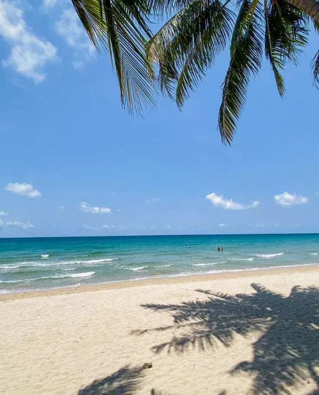 หาดทรายขาว