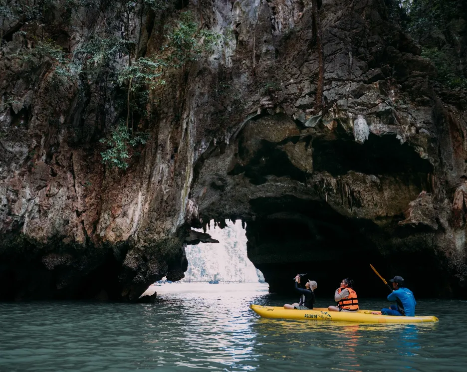 การพายเรือคายัค
