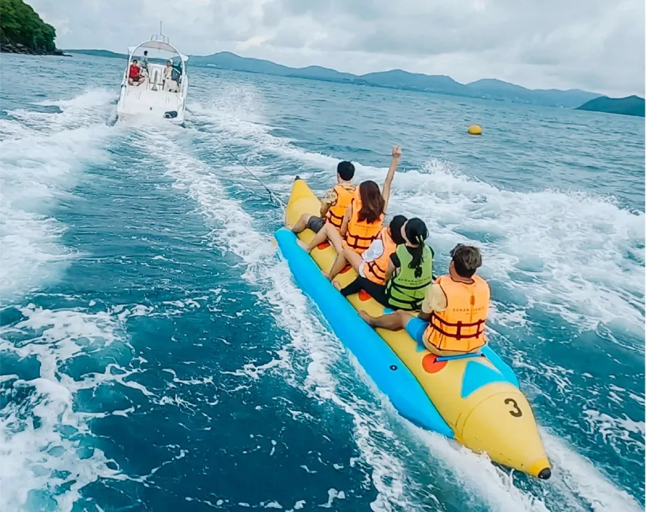 ล่องเรือกล้วย
